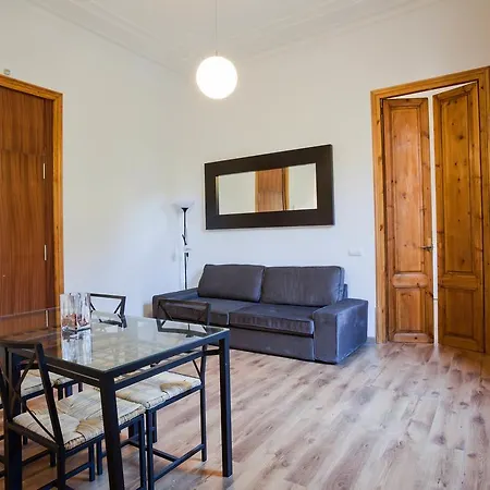 Eixample - Consell De Cent Apartment